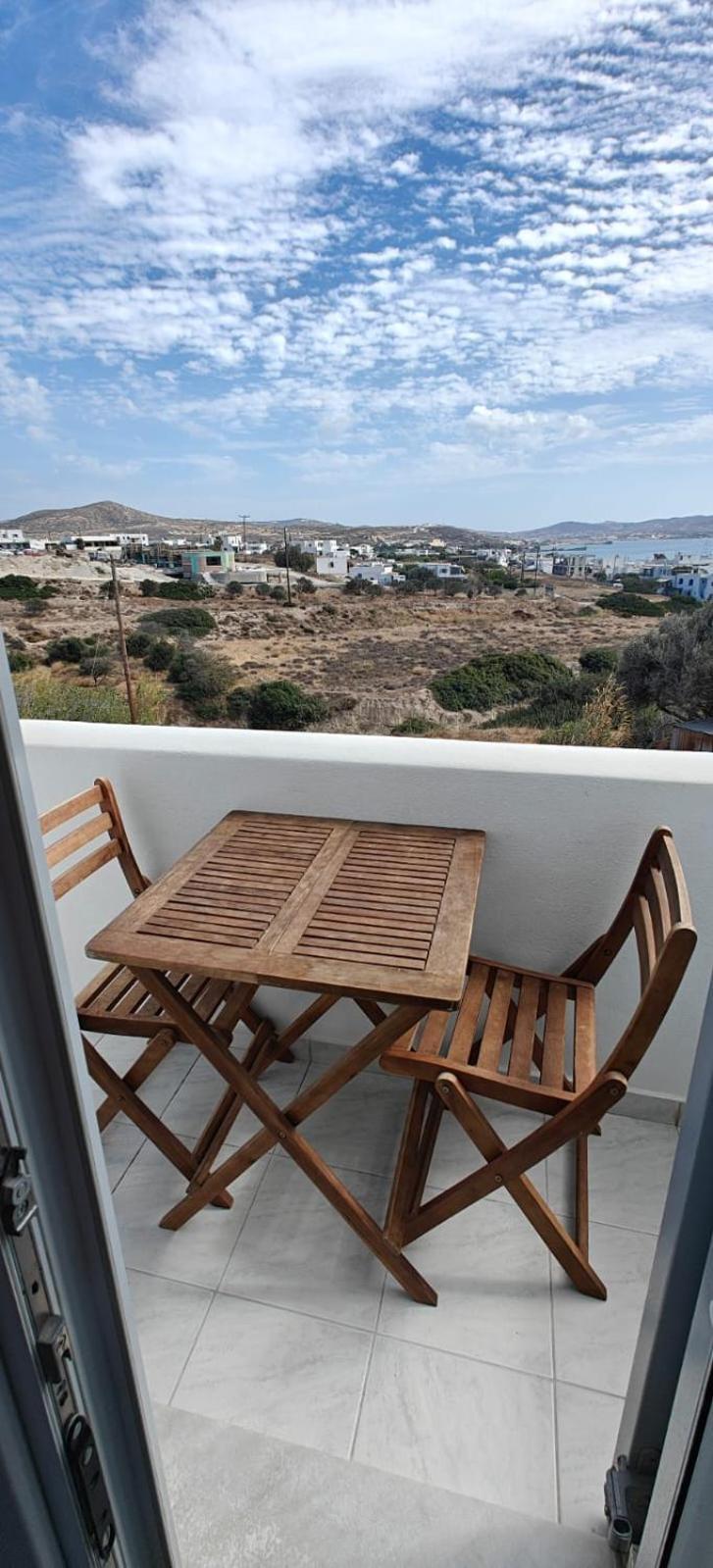 Joannes Vacation Rooms Adamantas Exterior photo
