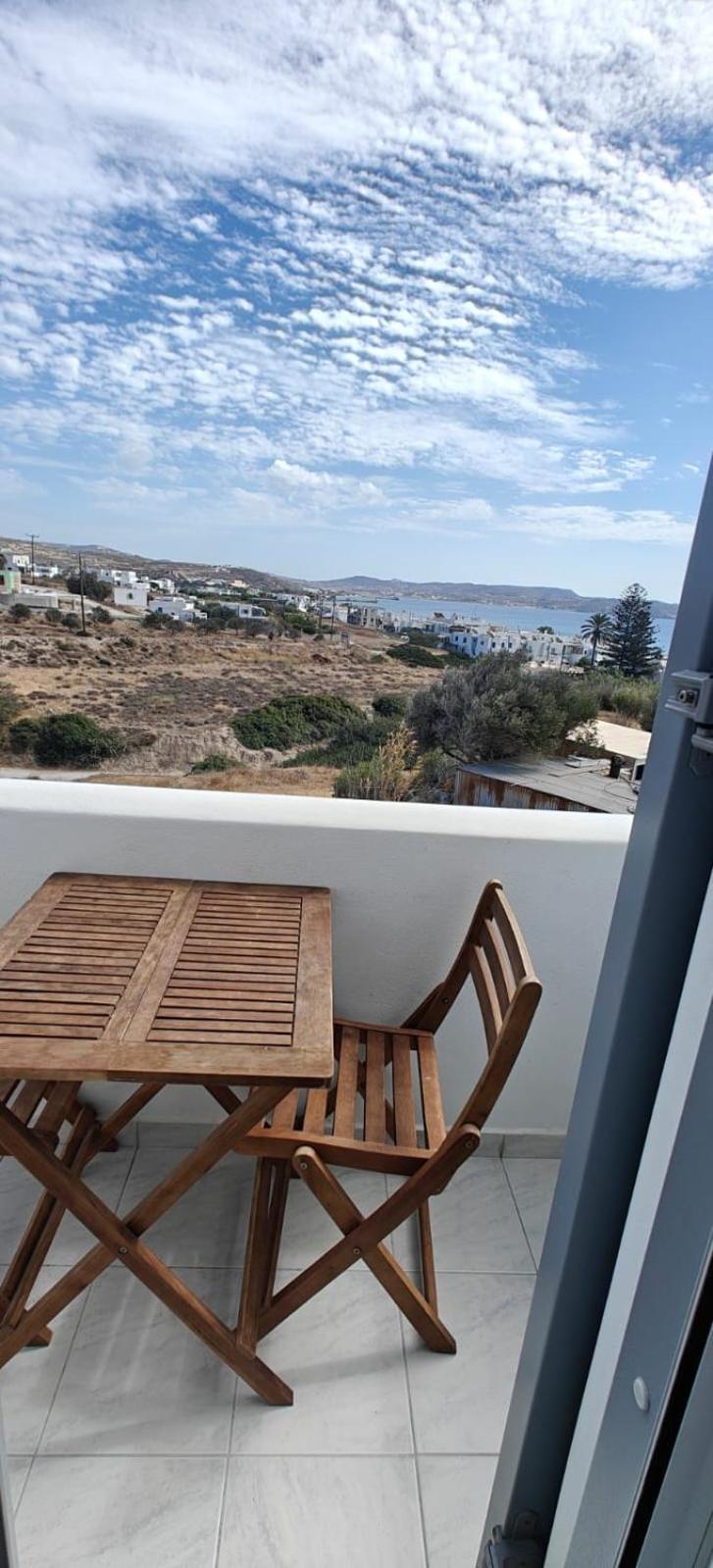 Joannes Vacation Rooms Adamantas Exterior photo